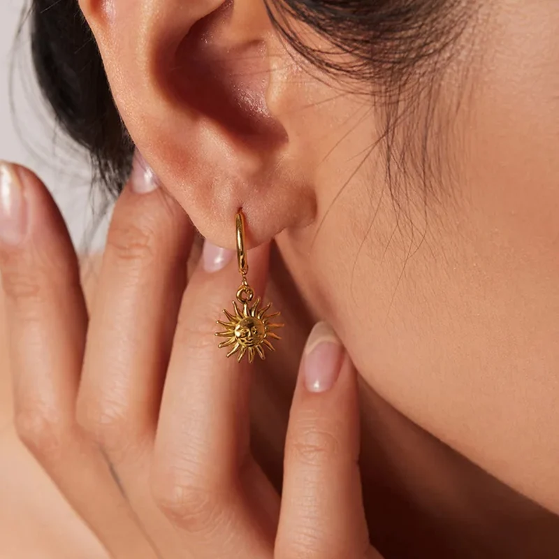 Boucles d'Oreilles Créoles Soleil