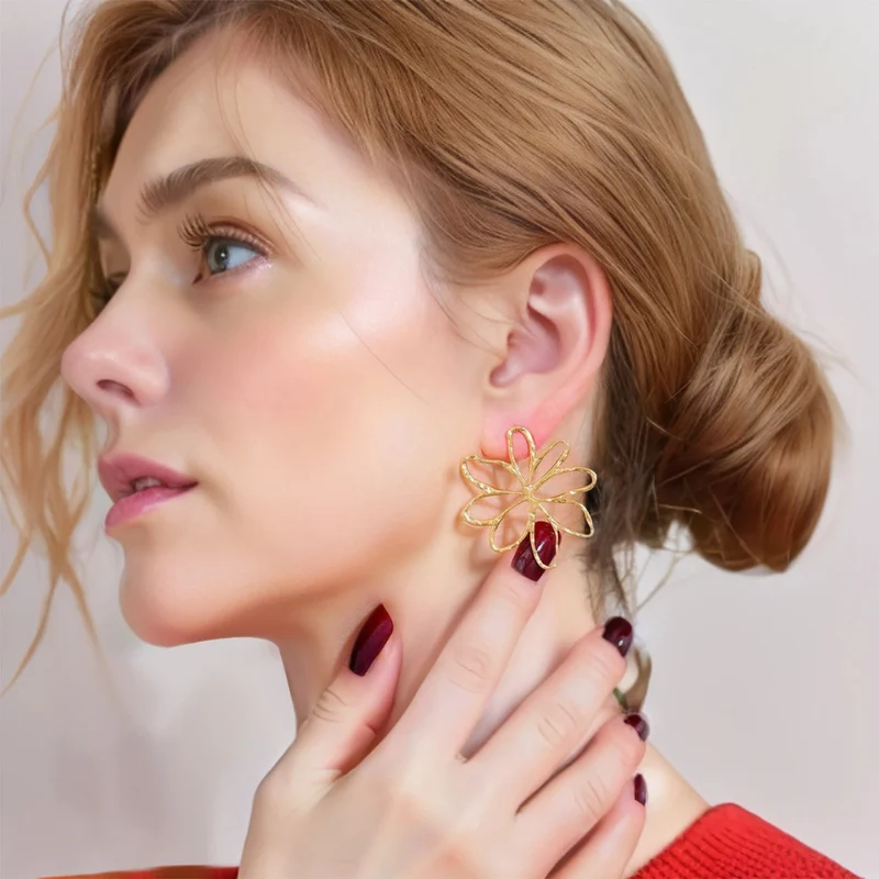 Boucles d'Oreilles Contour Fleur