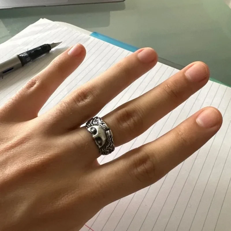 Bague Demi-Visage Venus