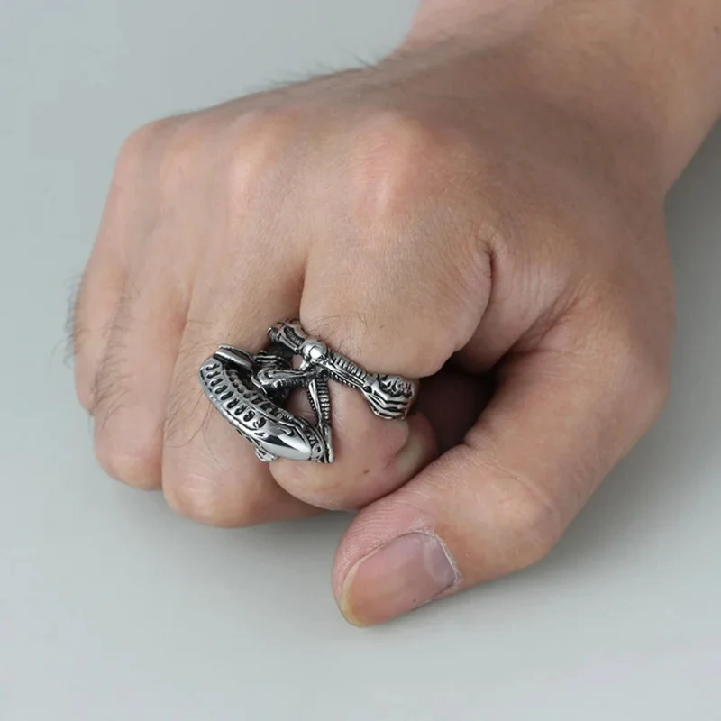 Bague Alien Prédateur