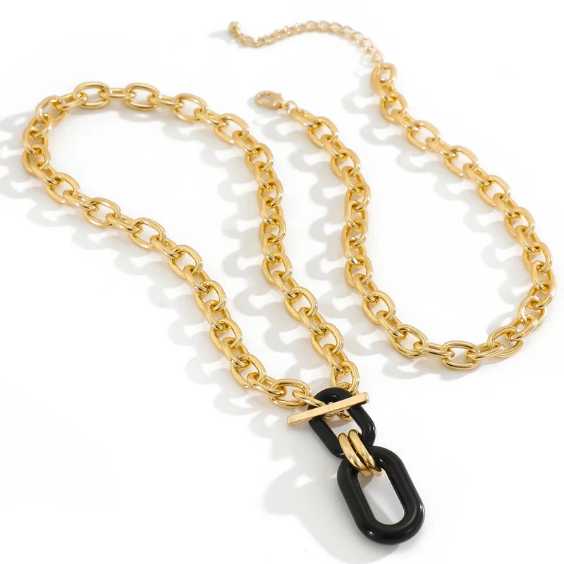 Collier Grosse Maille Pendentif Noir