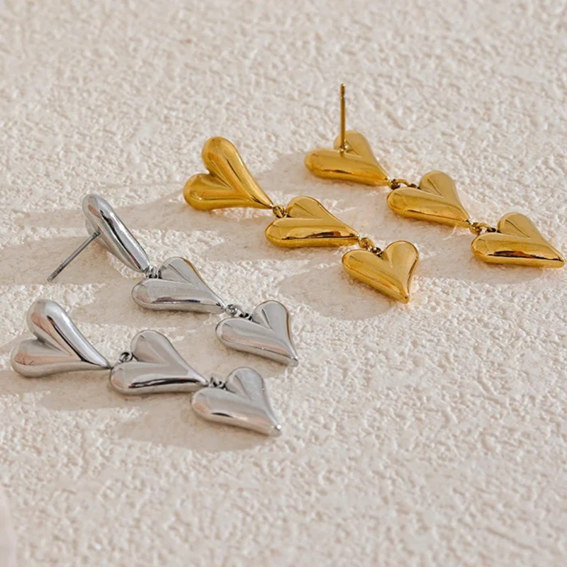 Boucles d'Oreilles Triple Cœur