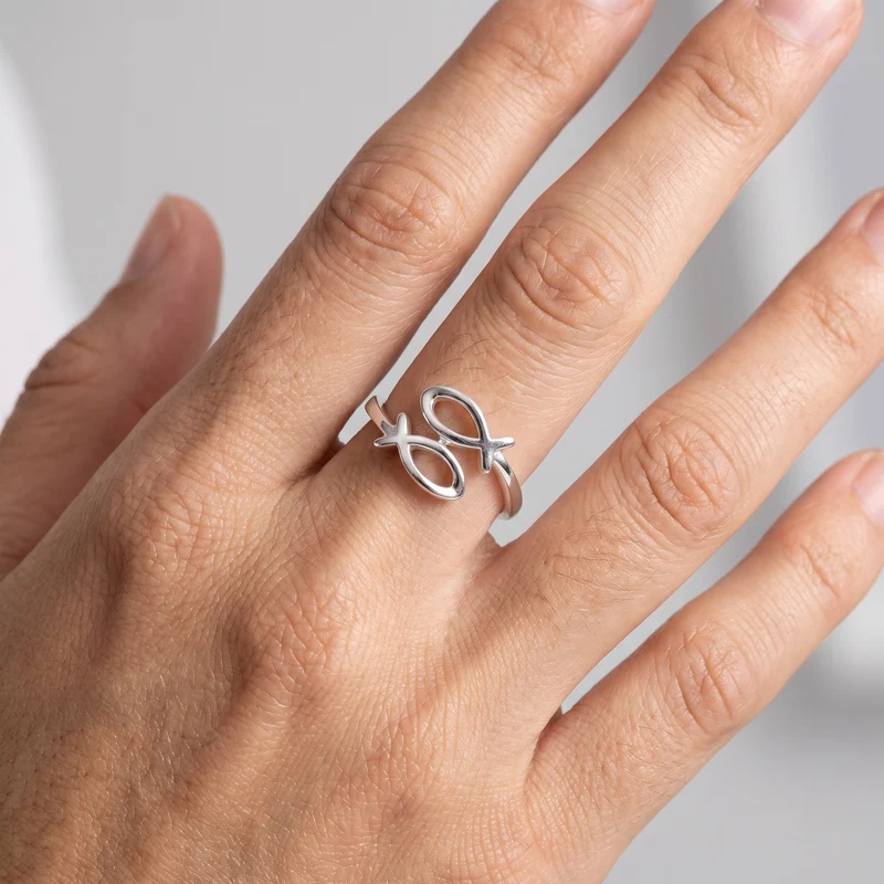 Bague Love Fish Rhodiée