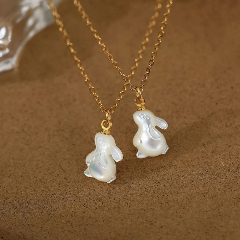 Collier Lapin Nacre Blanc