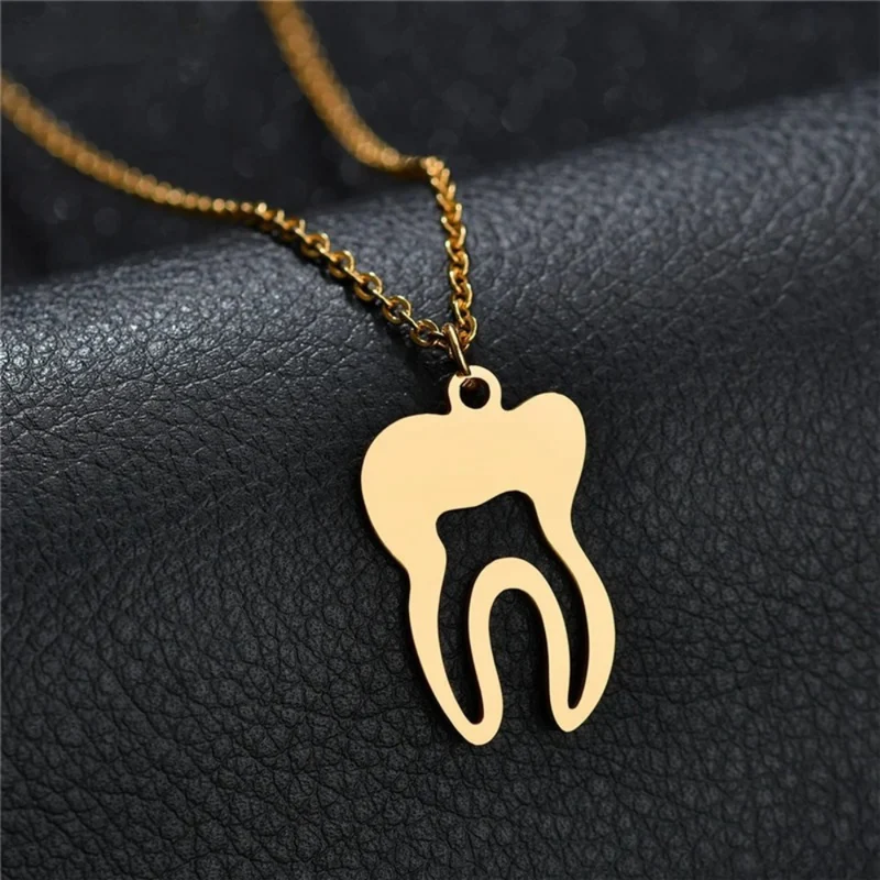 Collier Pendentif Dent