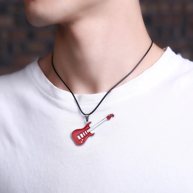 Collier Guitare Rouge
