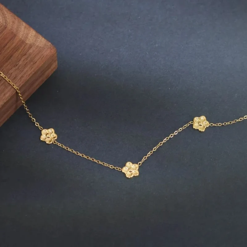 Collier Fleur Discret