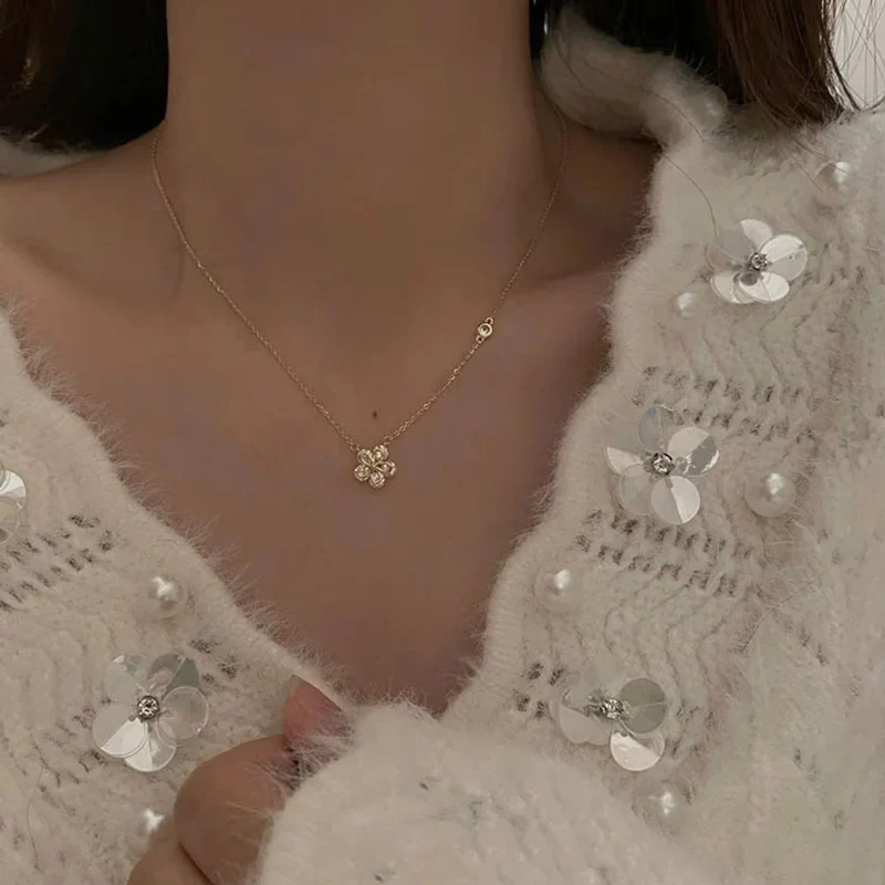 Collier Fleur Noël