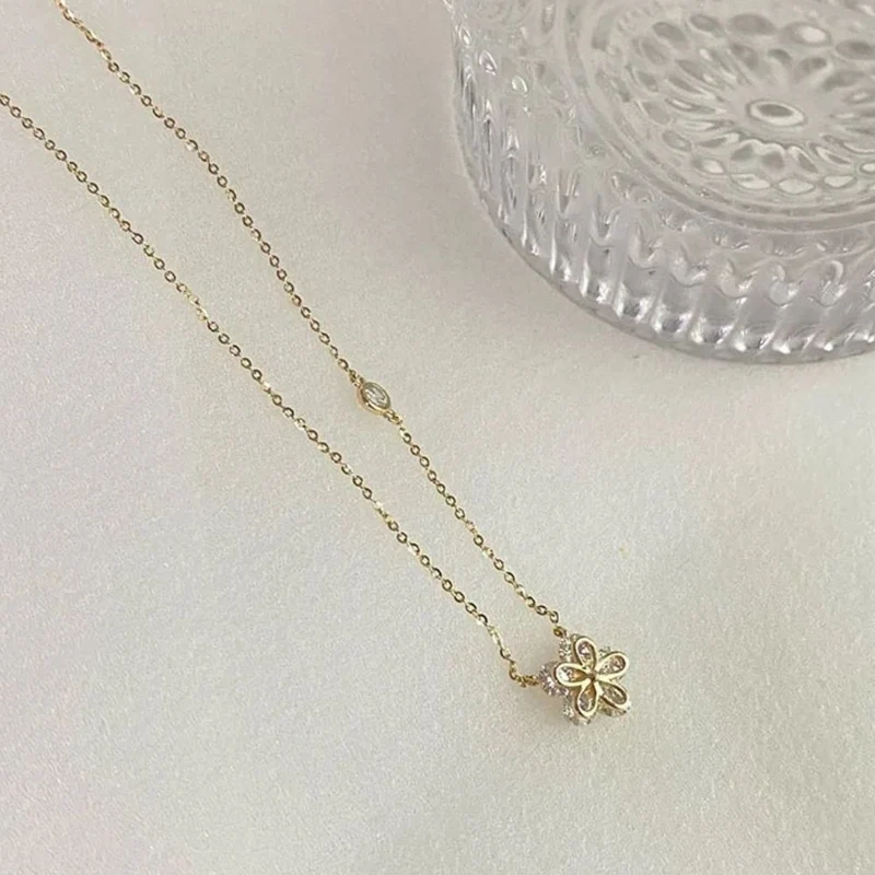 Collier Fleur Noël