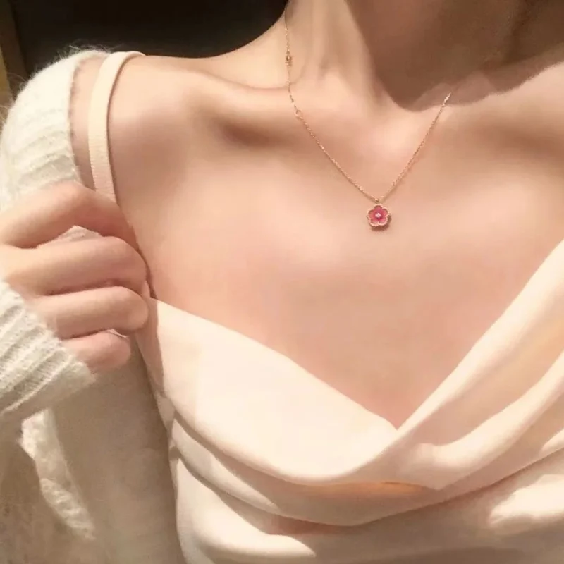 Collier Fleur Diamant Rose