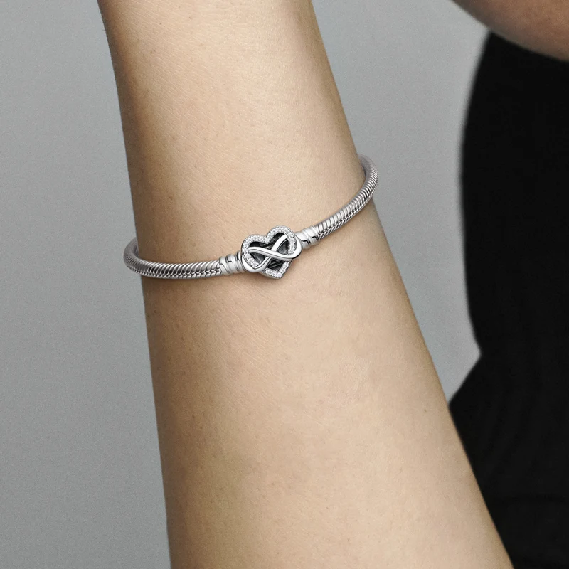 Pandora Moments 925 Sterling Silver Sparkling Infinity Heart Clasp Bracelet 592645C01-21