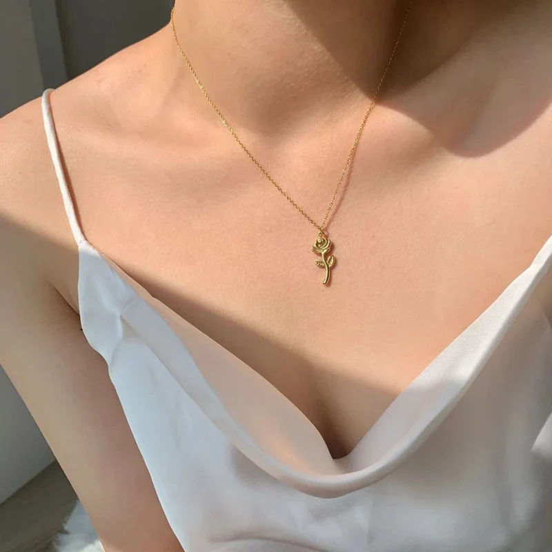 Collier Fleur Minimaliste