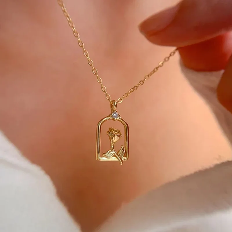 Collier Fleur Balançoire