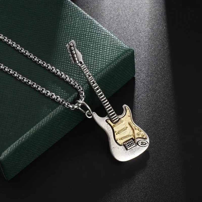 Collier Guitare Électrique