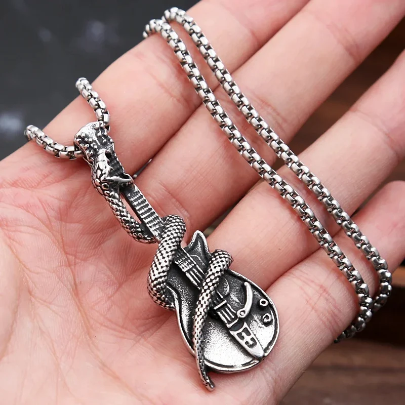 Collier Guitare Serpent