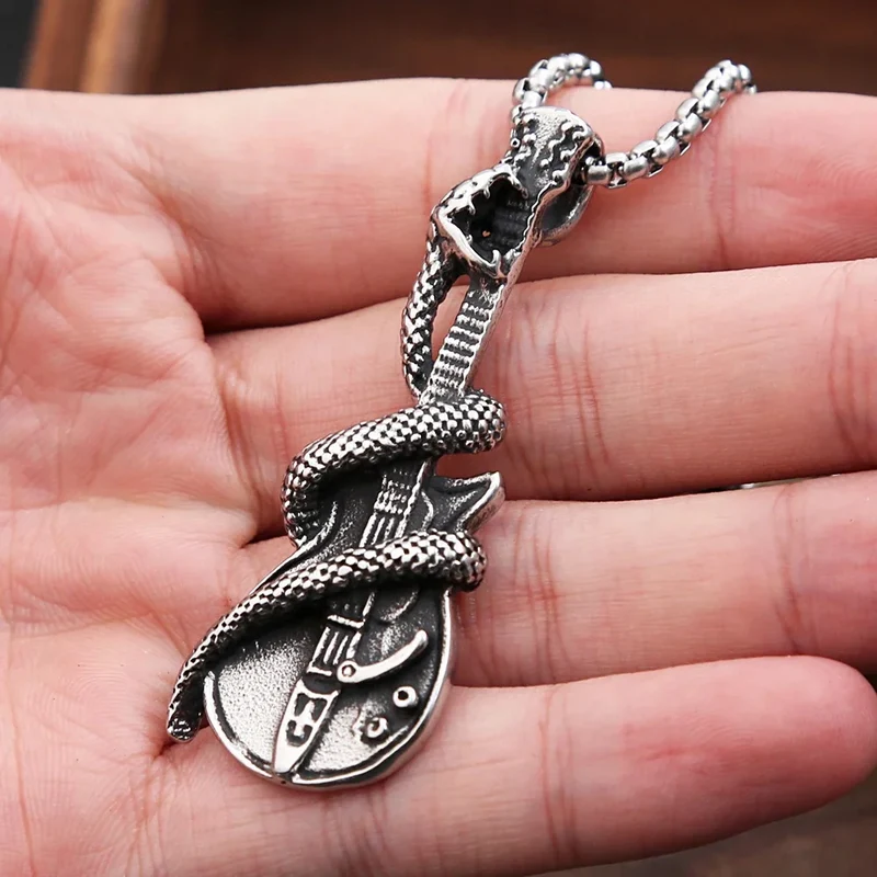 Collier Guitare Serpent