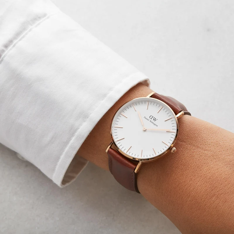 Daniel Wellington Classic St. Mawes Femmes Montre Marron DW00100035