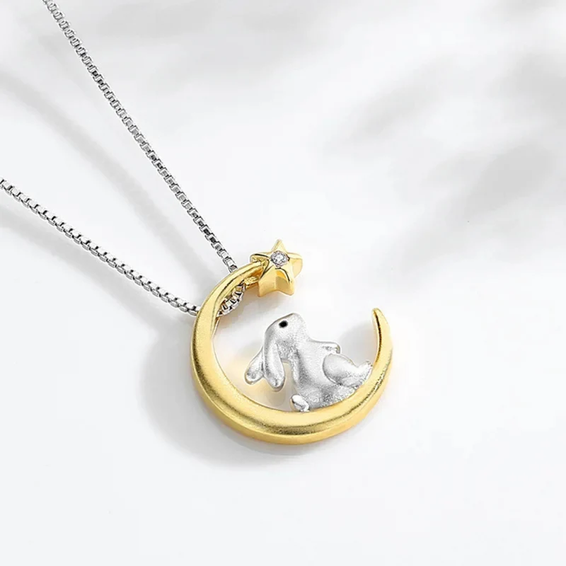 Pendentif Lune Lapin Femme