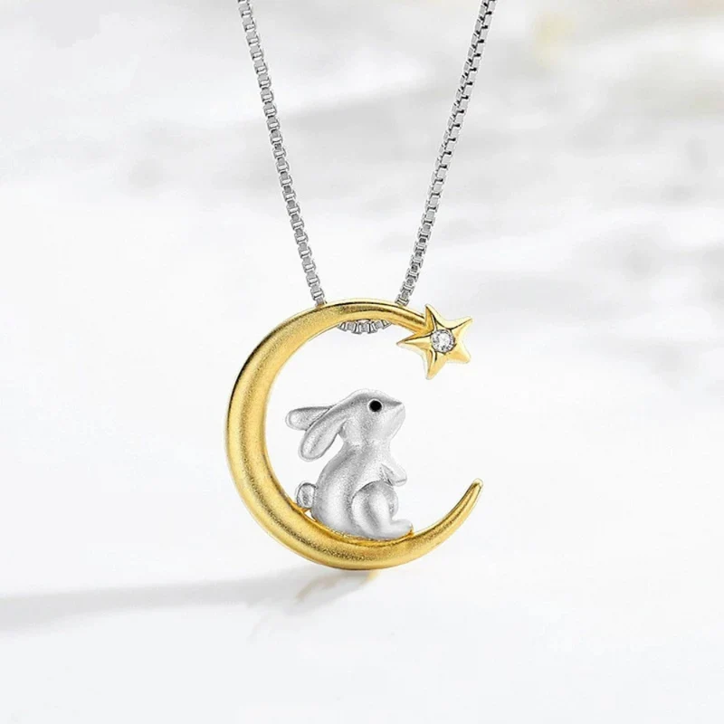 Pendentif Lune Lapin Femme