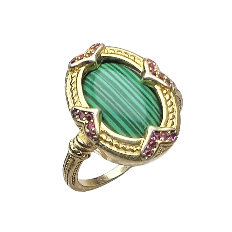 Bague Pierre Verte et Cœurs