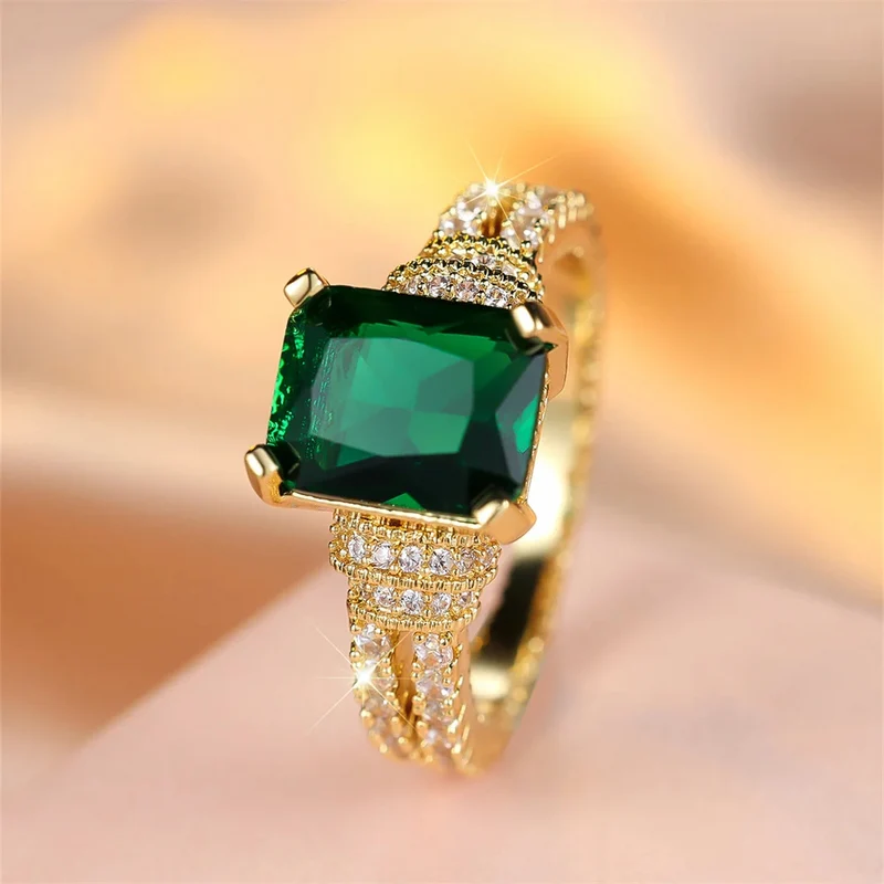 Bague Or et Gros Saphir Vert
