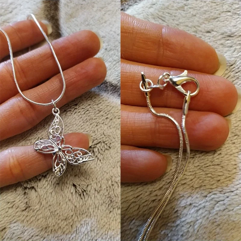Collier Papillon Dessin