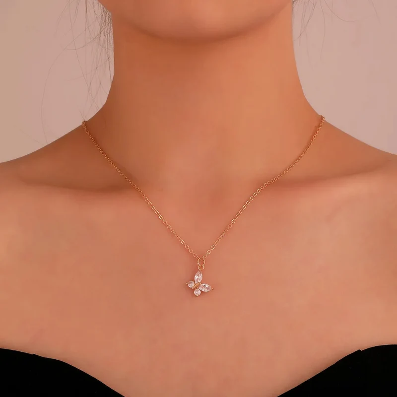 Collier Papillon Cristaux