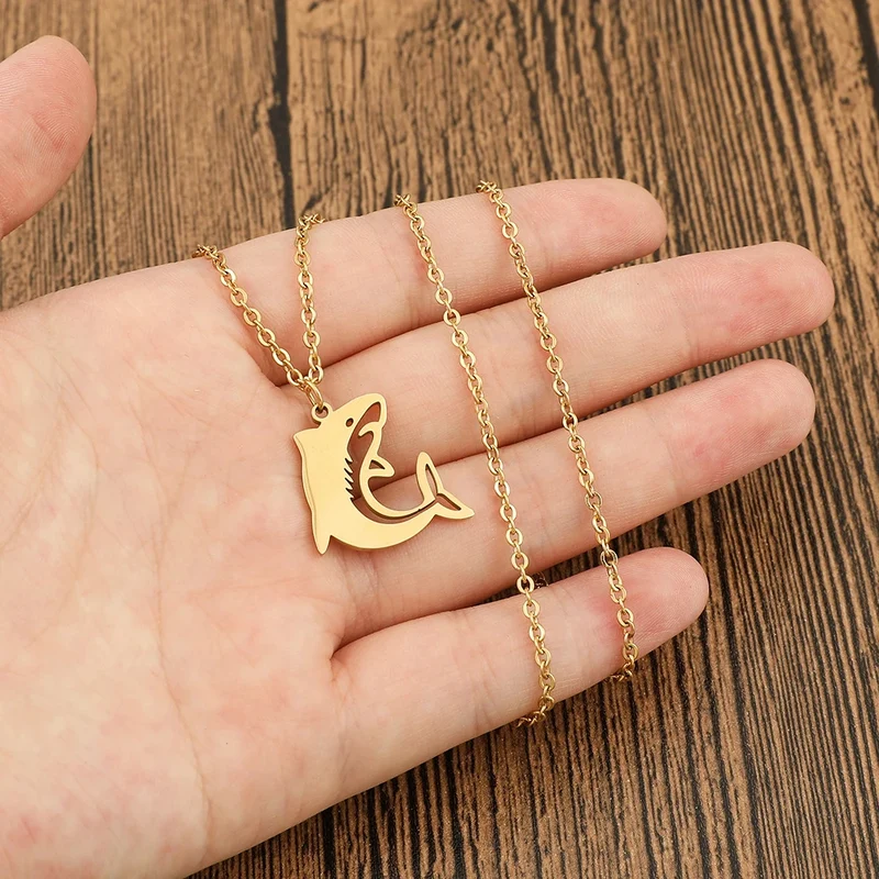 Collier Requin Or