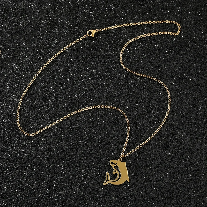 Collier Requin Or