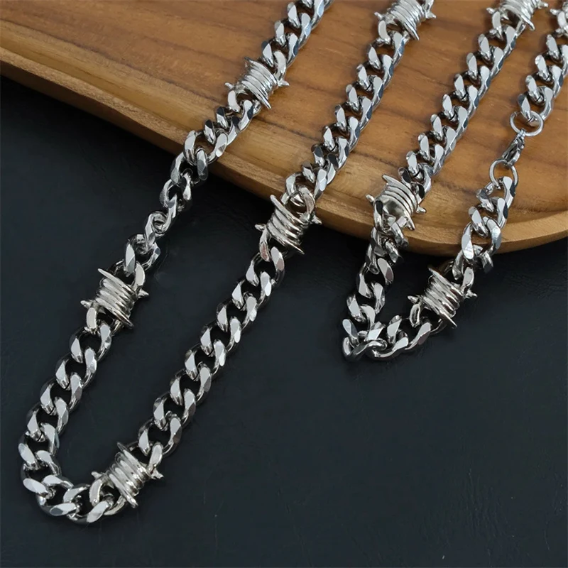 Collier Barbelé Homme