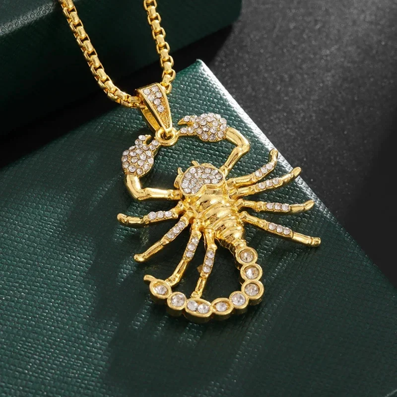 Collier Scorpion Strass