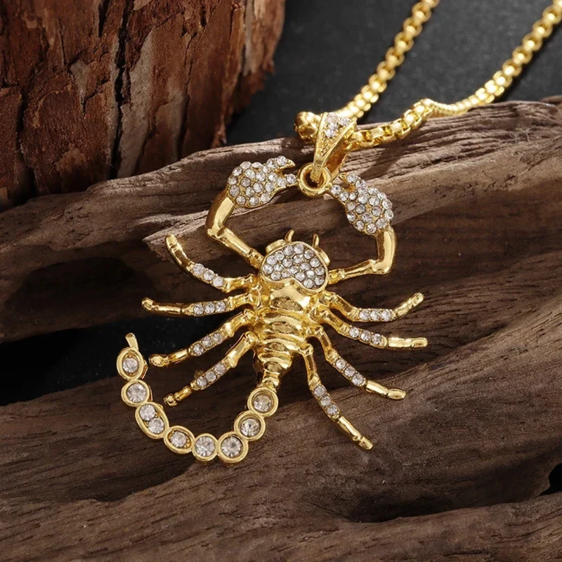 Collier Scorpion Strass
