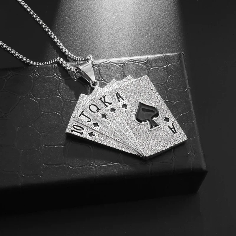 Collier Jeu de Carte Strass