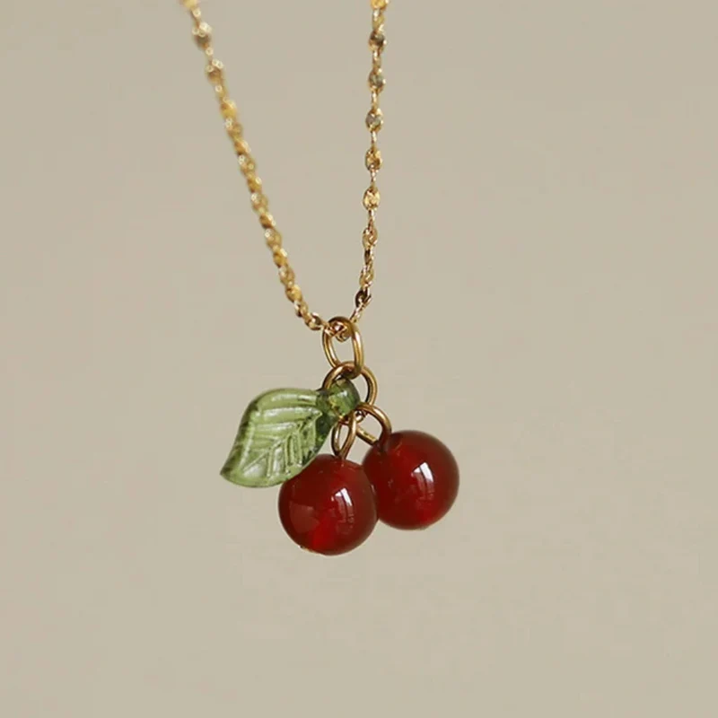 Collier Cerise Doré