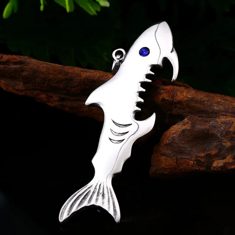 Collier Requin Croqué