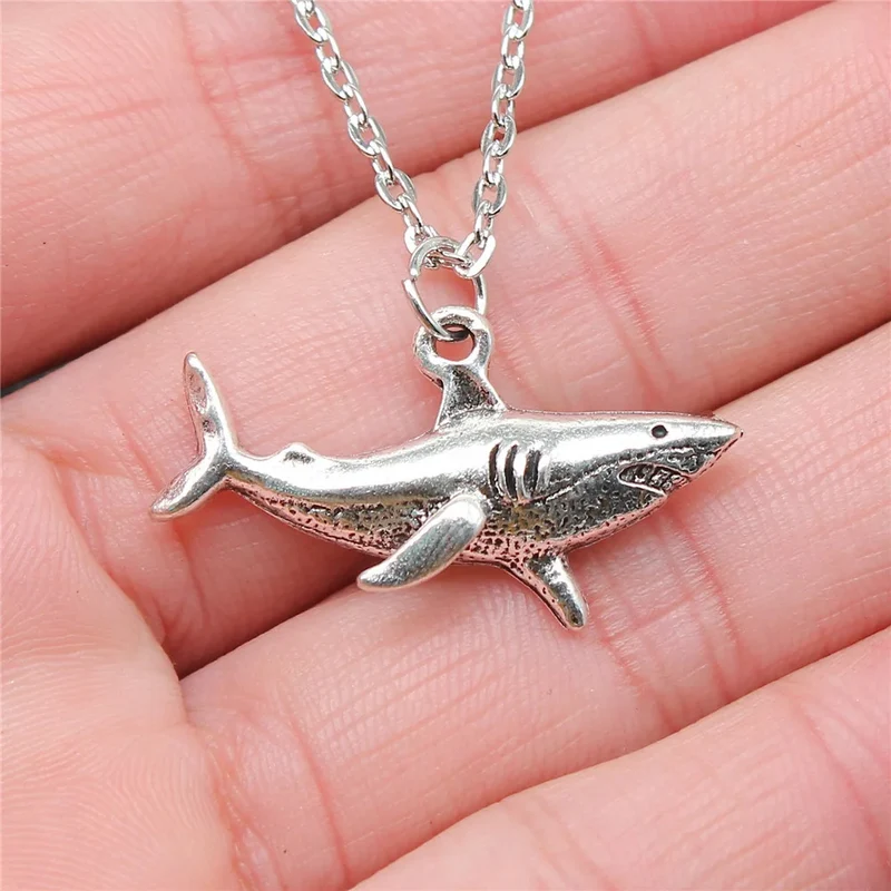 Collier Requin Acier Inoxydable