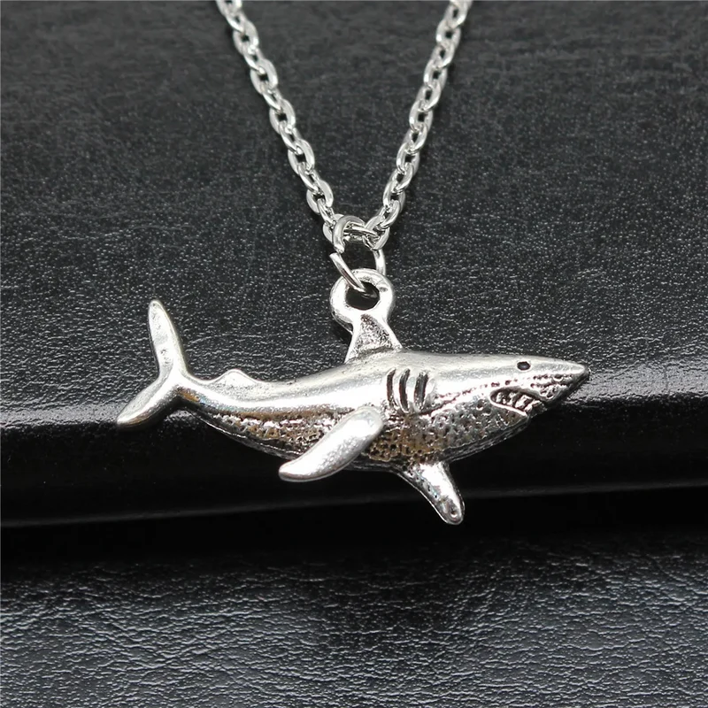 Collier Requin Acier Inoxydable