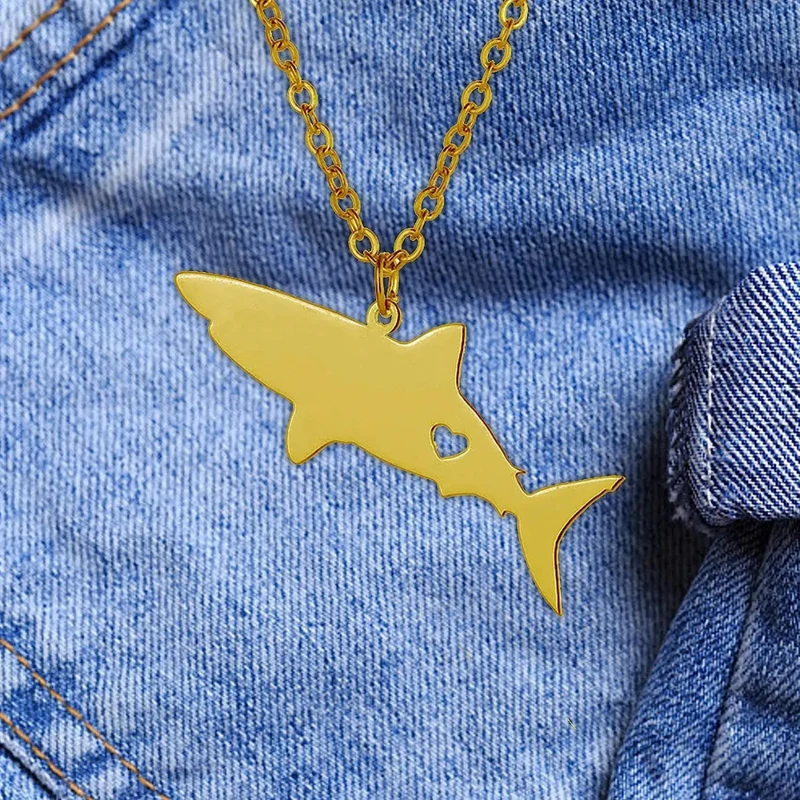 Collier Requin Cœur