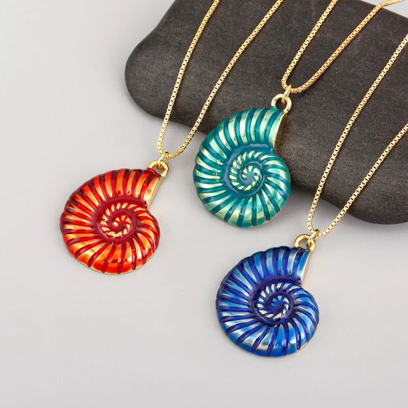 Collier Escargot Rouge