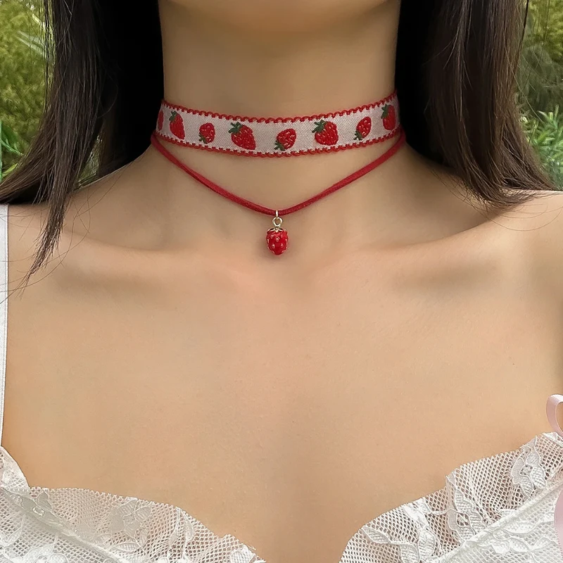 Collier Fraise Bandeau