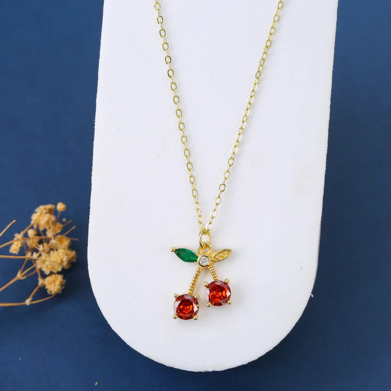 Collier Cerise Rouge
