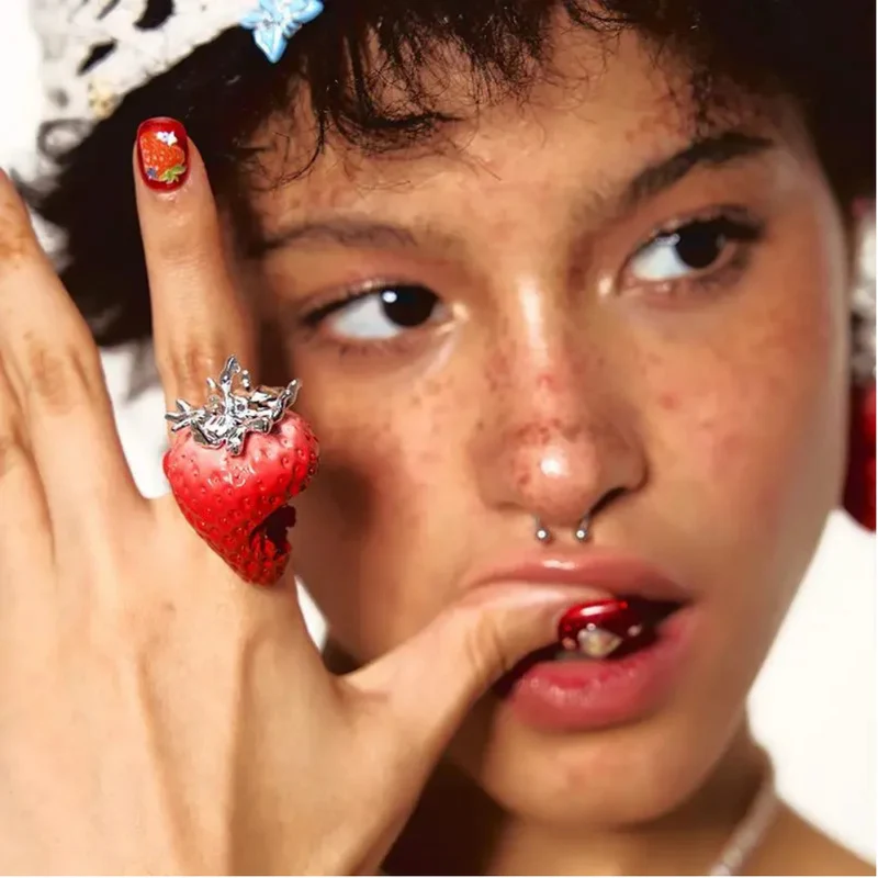 Bague Fraise Croquée