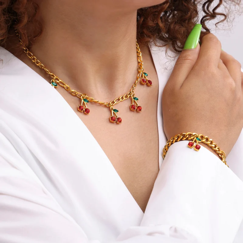 Collier Cerise Ras de Cou