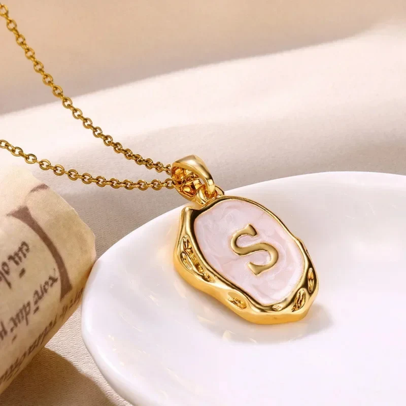 Collier Initiale I Abstrait