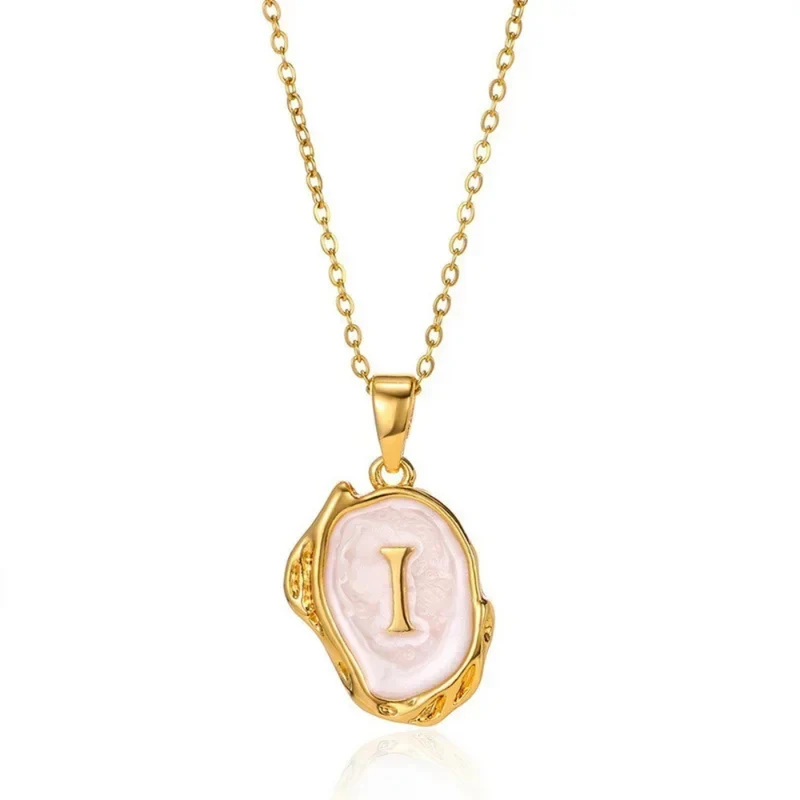Collier Initiale Abstrait