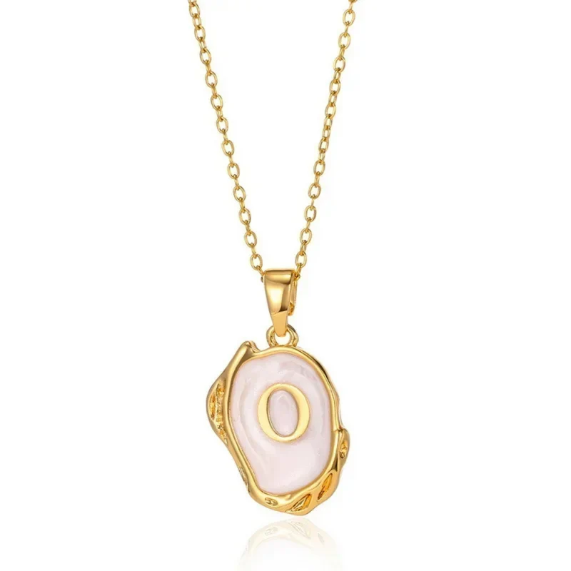 Collier Initiale Abstrait
