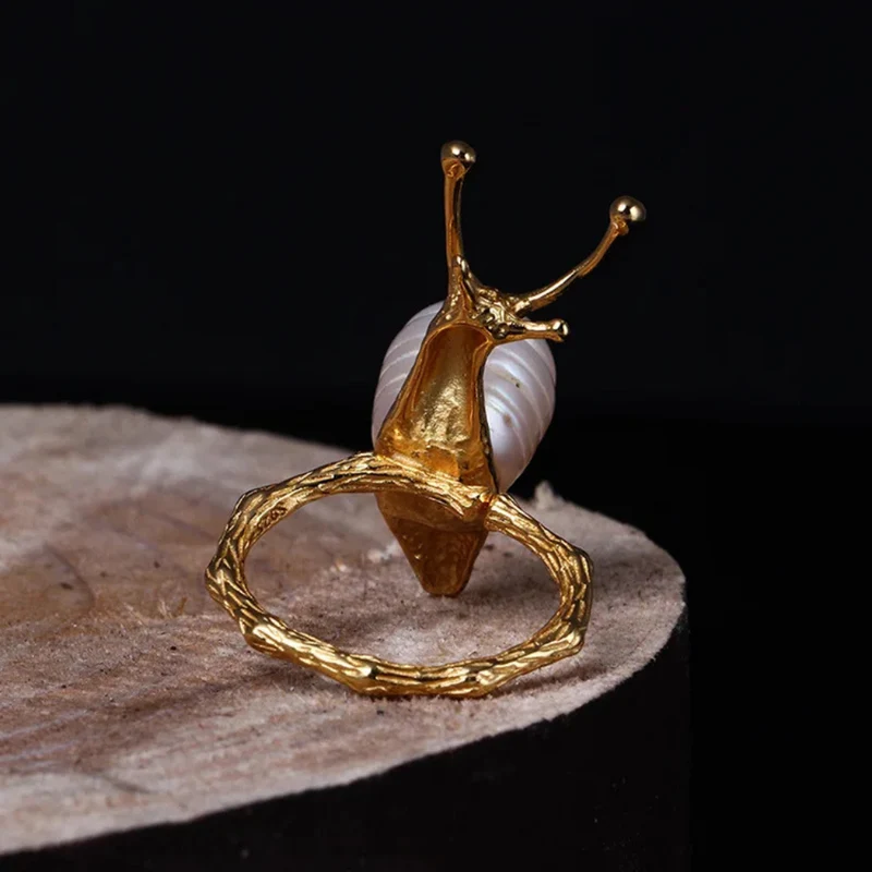 Bague Escargot Perle Blanche