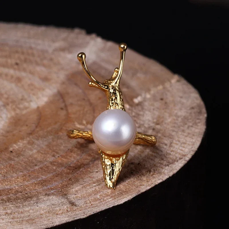Bague Escargot Perle Blanche
