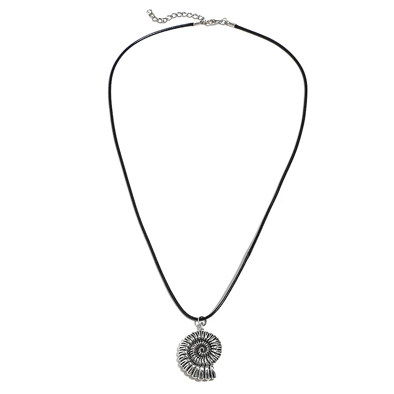 Collier Escargot Simili-Cuir