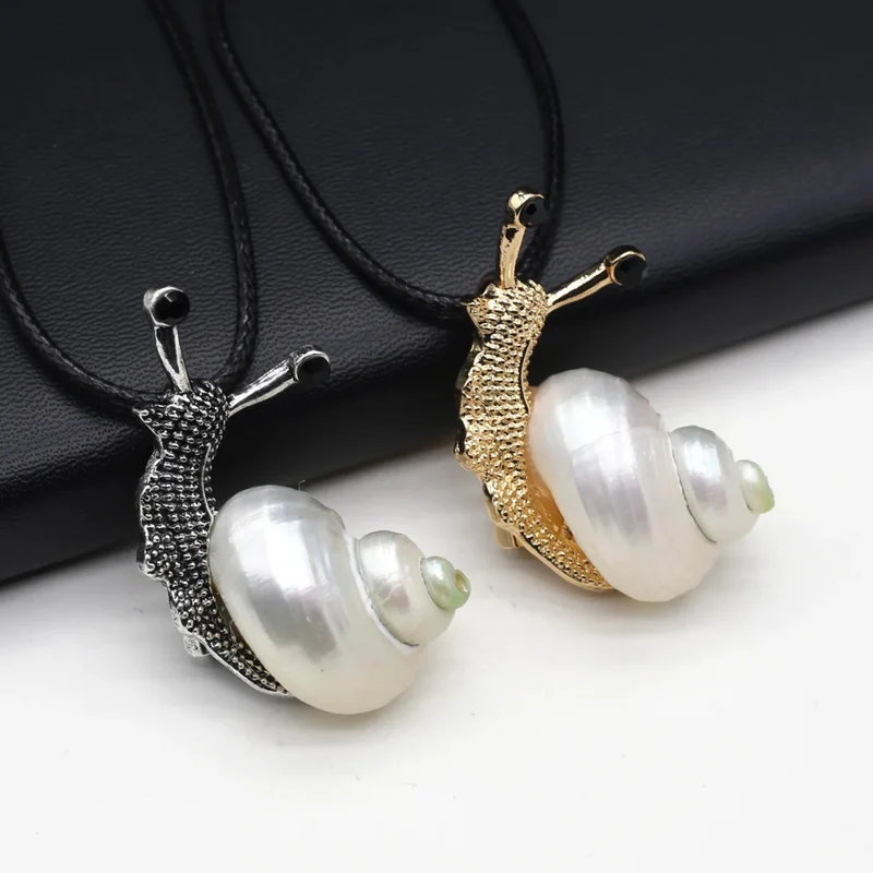 Collier Escargot Coquille Blanche